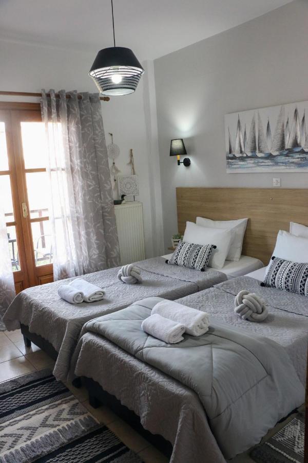 Villa Evgenia Ierissos Exteriör bild